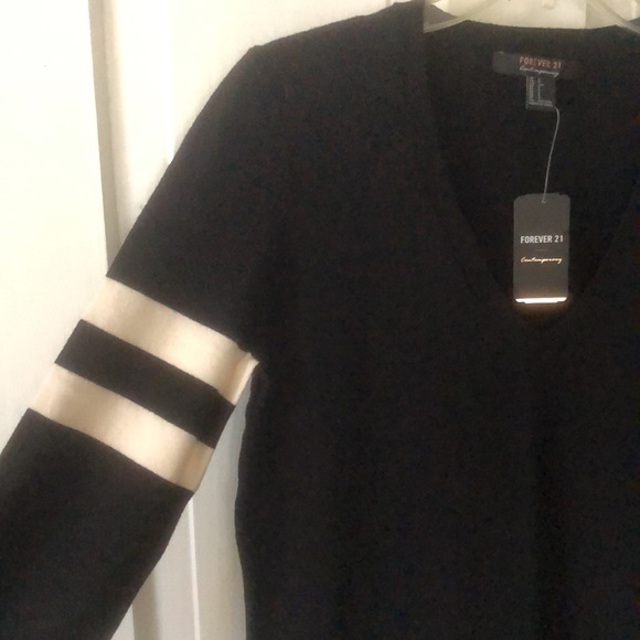 NWT • Forever 21 CONTEMPORARY • V-Neck Knit Sweater Dress w Stripe Sleeve Detail - Picture 9 of 12